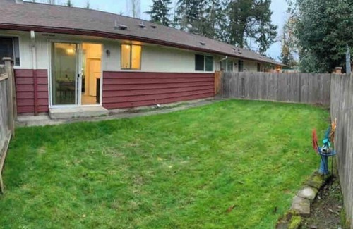 Puyallup Apartment | 🔥CHIC, SPACIOUS, PRIVATE STAY: GREAT LOCATION🔥