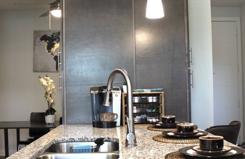 Deerwood Apartment | Chic Spacious XL 1bd, Near Pool*Gym*Beach*Eats
