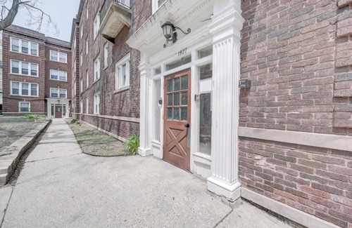 Lower East Side Apartment | Chic Studio Apartment in McKinley Beach & Brady St