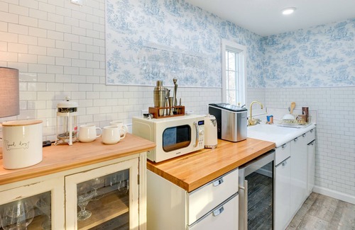 Ellsworth Cottage | Chic Waterfront Cottage Near Acadia National Park!