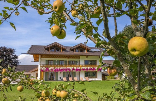 Bernau am Chiemsee Apartment | Chiemsee time 3