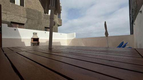 Moya House | Chill & Waves El Altillo