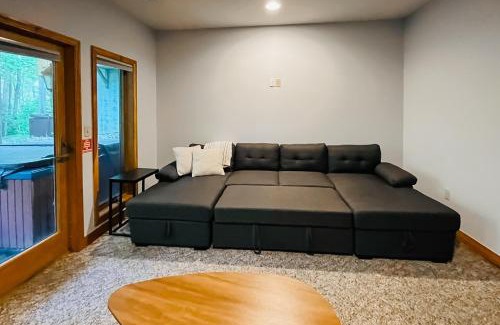 McHenry Apartment | Chillaxin