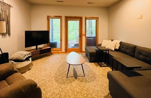 McHenry Apartment | Chillaxin