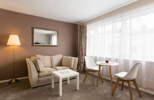 Leamington Spa Apartment | Chocolate Nest