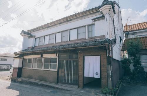 Komoro Villa | Chojuro -長寿楼- 歴史ある城下町の築100年の古民家宿