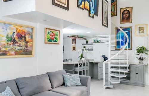 Barbican Apartment | Choose To Be Happy @ The Seville #E3 [2-Bedroom]