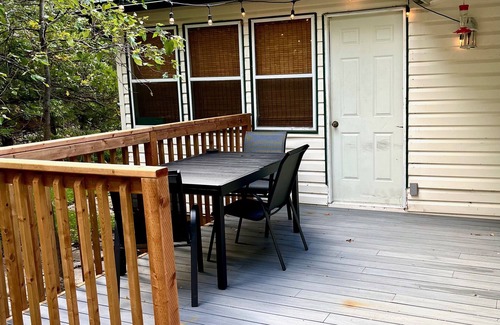 Manitoba Cabin | Choose you our adventure here. All the activities at this 4 season cabin.