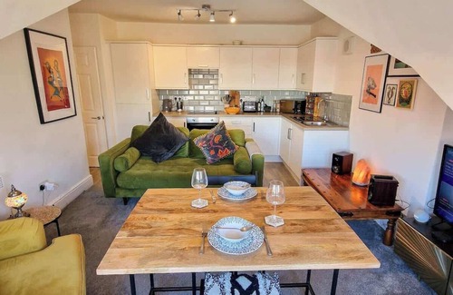 Manchester Apartment | Chorlton Home By City SuperHost