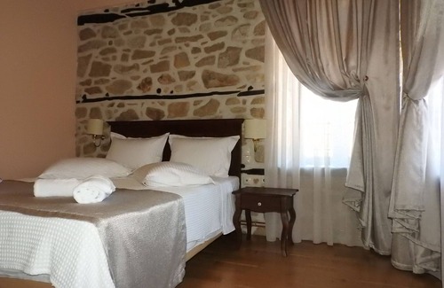Arnaia Hotel | Chorostasi Mansion- Αρχοντικό Χοροστάσι