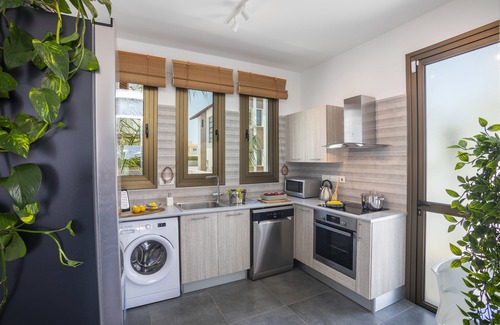 Paralimni Apartment | Chris Le Mare Luxury Villa By Louis Hotels