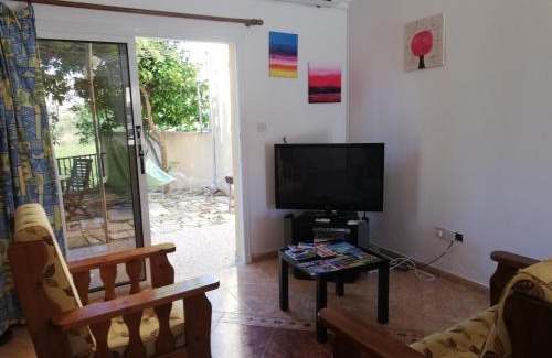 Paphos Apartment | Chriselina Gottage