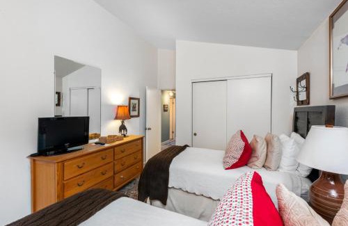 Vail Apartment | Christiania Condominiums- CoralTree Residence Collection