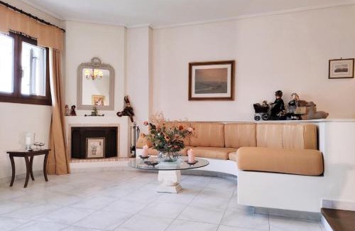 Alepou Apartment | Christie's Boutique by Corfuescapes