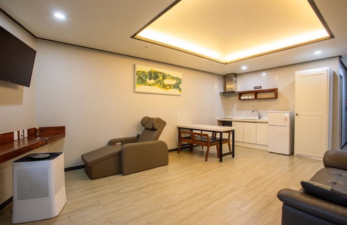 Chuncheon Apartment | Chuncheon Hotel Gongjicheon