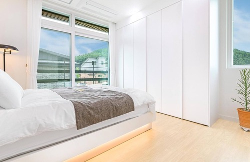 Chuncheon House | Chuncheon Staysaint21 Poolvilla