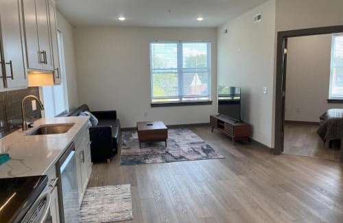 Mosby Apartment | Church Hill North Deluxe Apt 209 at 28th Street