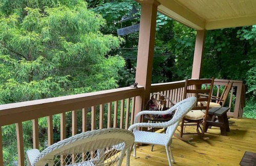 Harpers Ferry Cottage | Church Street Cottage