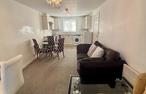 Wolverhampton Apartment | Church View Apartment in Wolverhampton