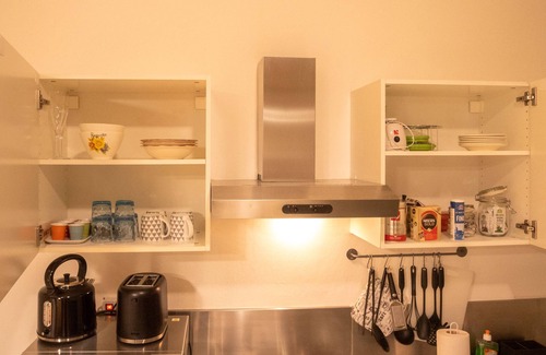 Brescia Antica Apartment | 'Cidneo' - Cozy Studio Apartment with patio in the Heart of the City of Brescia