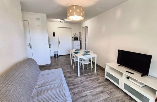 Tamaris Apartment | Ciel Bleu Residence - 3 Rooms for 5 People