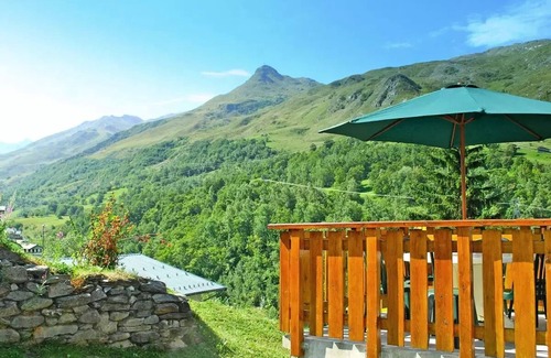 Praranger Ski Chalet | Cime de Caron Balcony Chalet - 8 Room Chalet 15 People