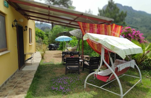 Cirali House | Cirali Sunny House - On the Road to Ciralı Beach