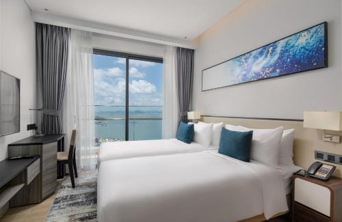 Bai Chay Hotel | Citadines Marina Halong