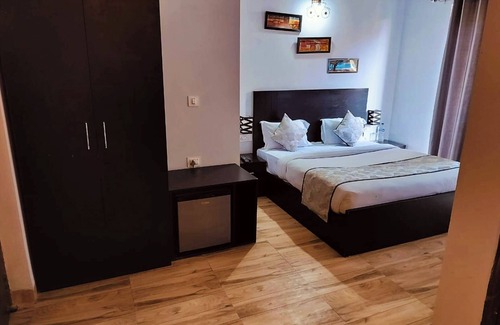 Vrindavan Hotel | Citrine Suites and Resorts Vrindavan