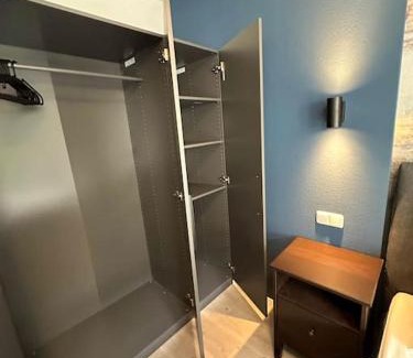 Frohnhausen Apartment | City Apartment with WIFI, Kitchen and 4K TV