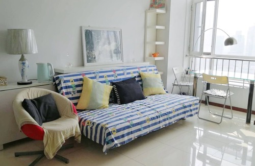 Tianjin House | City Center 2B1B Flat with Metro, View , Park and More