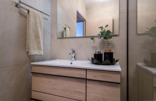 Saint-Denis Apartment | City Cocoon T2 rénové proche centre Saint Denis