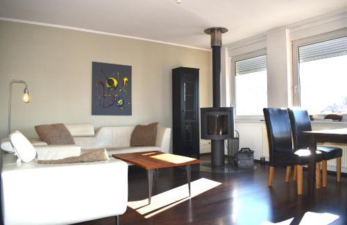 Cottbus Apartment | City-Dach-Apartment mit Loggia - Balkon - Kamin