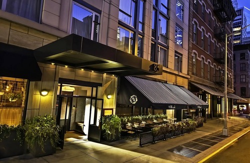 Tribeca Hotel | City Escapade! Explore the Beauty of New York City! Relaxing unit for your stay!