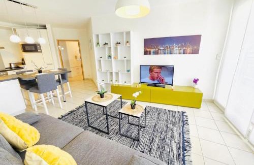 Limpertsberg Apartment | City Escape - Cozy 1BR Flat with terrace&parking