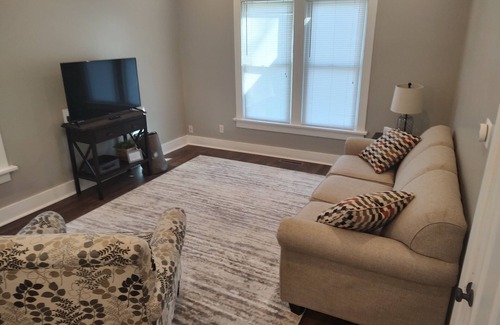Midland Apartment | City Getaway