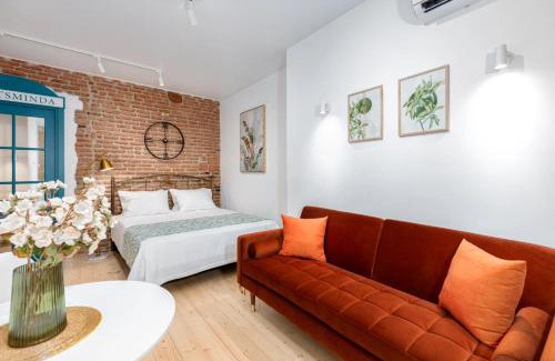 mtatsminda Apartment | City Pad on Mtatsminda
