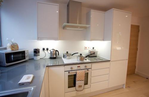 Cambridge Apartment | Citystay - Pringle House