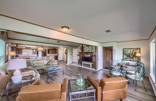 Canyon Lake House | CL 1232 Texas Rose