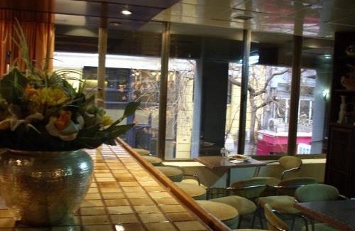 Omonia Hotel | Claridge Hotel