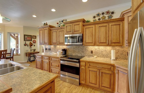 Thompson Falls House | Clark Fork Riverfront Home w/Dock!