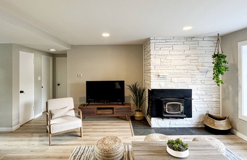 Shoreline House | Classic Charm Meets Modern Comfort Home