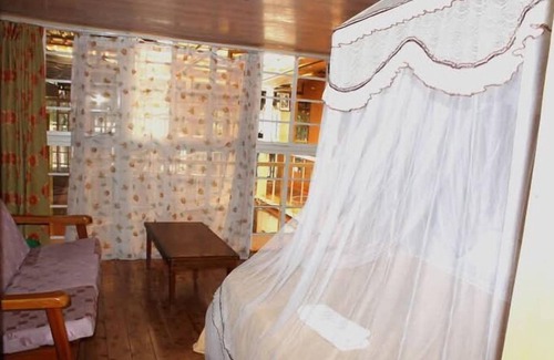 Lavington Bed & Breakfast | Classic Guest Houss