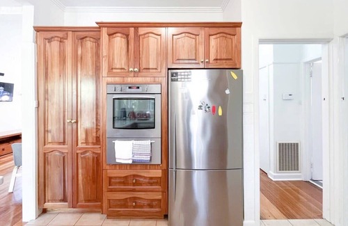 Bentleigh House | Classic Patterson Charm with Modern Comfort