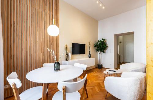 Funfhaus Apartment | Classy and elegant apartments in a calm area
