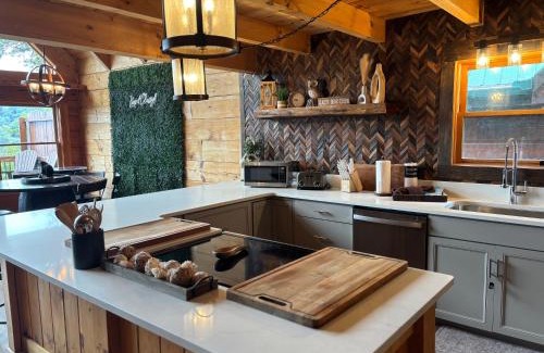 Chalet Village Ski Chalet | Classy Bear Cabin