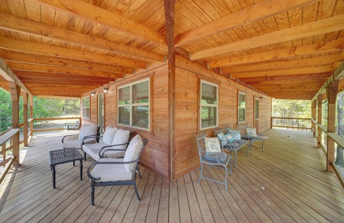 Clayton Cabin | Clayton Cabin w/Wraparound Deck: Steps to Lake!