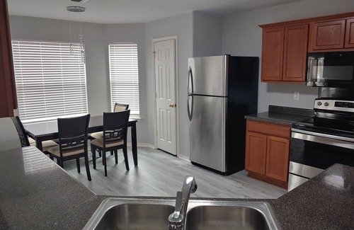 Medina Valley House | Clean 3 bedroom 2 bath residential home