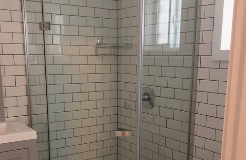 Encino House | Clean & Bright 1Bd/1Bth+Loft Charming Guest House