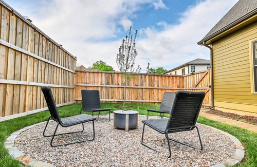 Lockeland Springs Cottage | Clean, comfortable and modern cottage in trendy and historic Lockeland Springs
